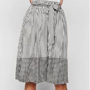 Excellent Used Condition (EUC) - Mixed Pattern Sas